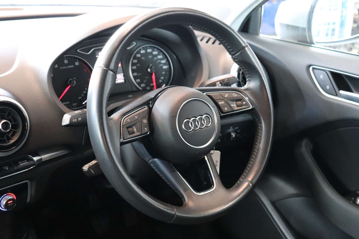 Used Audi A3 2017 for sale - 76345033: Photo 15