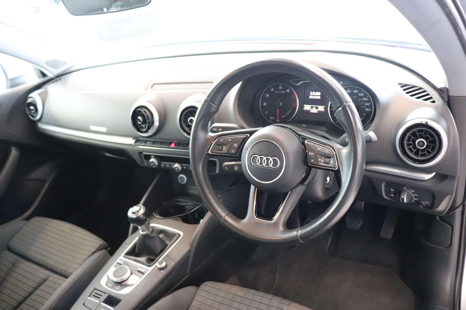 Used Audi A3 2017 for sale - 76345033: Photo 17