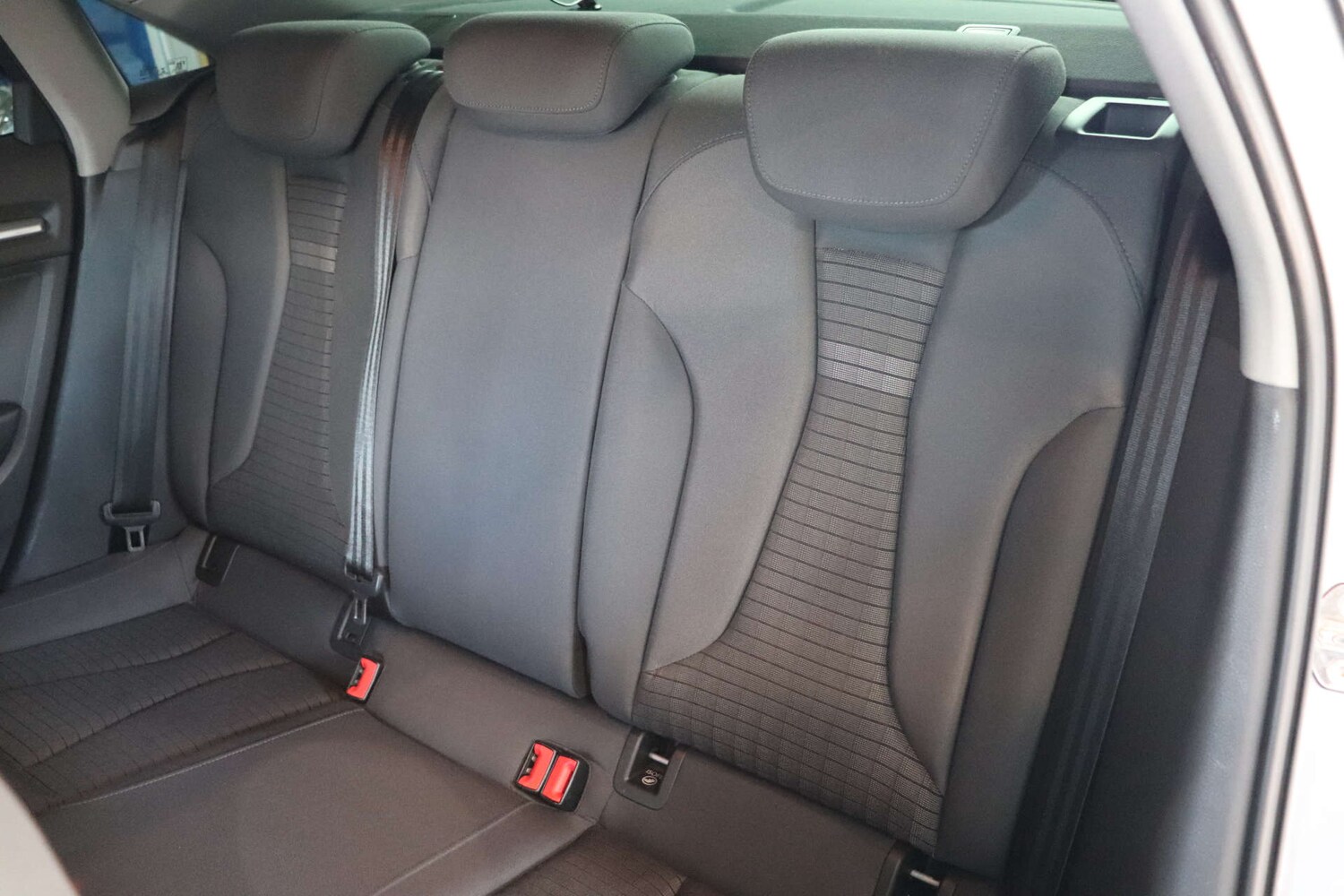 Used Audi A3 2017 for sale - 76345033: Photo 40