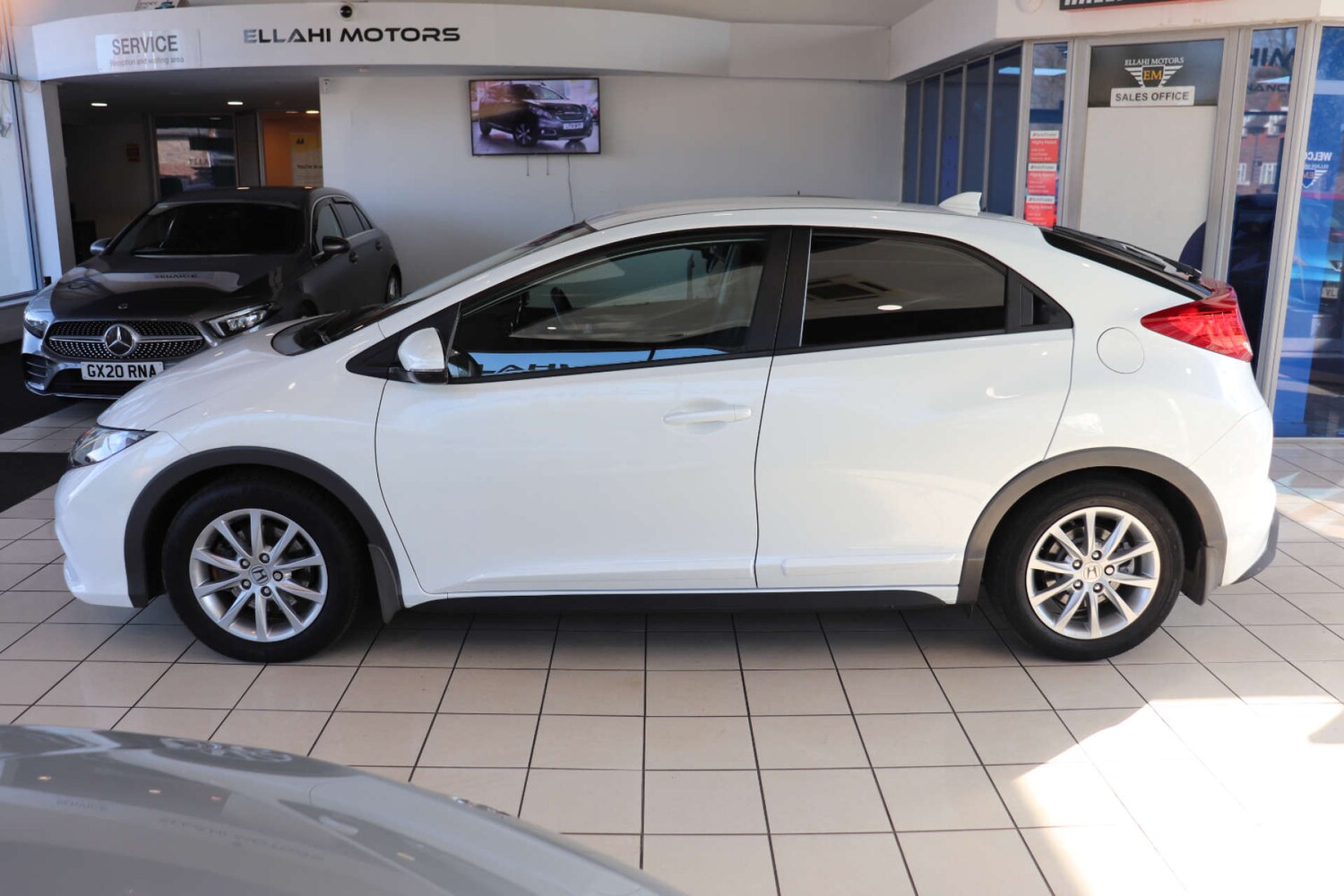 Used Honda Civic 2012 for sale - 78078341: Photo 5