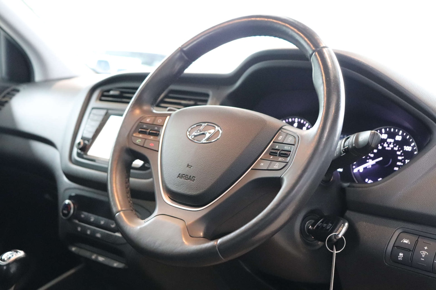 Used Hyundai i20 2017 for sale - 77326132: Photo 21