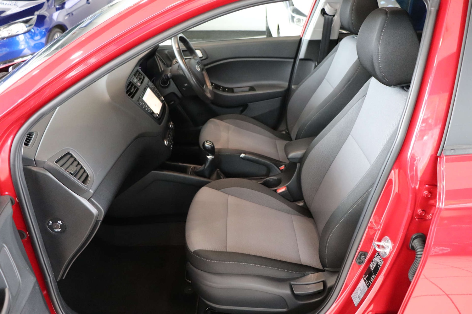 Used Hyundai i20 2017 for sale - 77326132: Photo 35