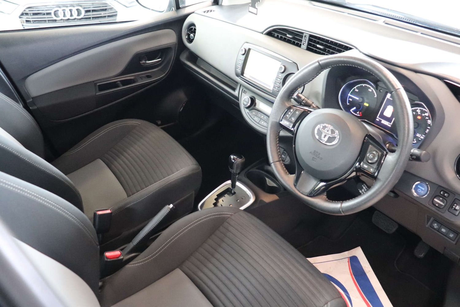 Used Toyota Yaris 2018 for sale - 76600596: Photo 17