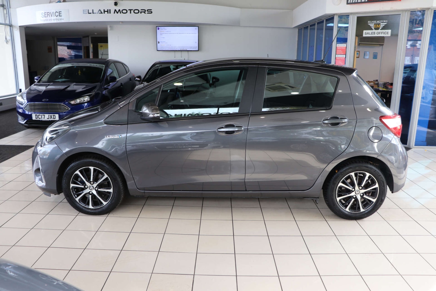 Used Toyota Yaris 2018 for sale - 76600596: Photo 5