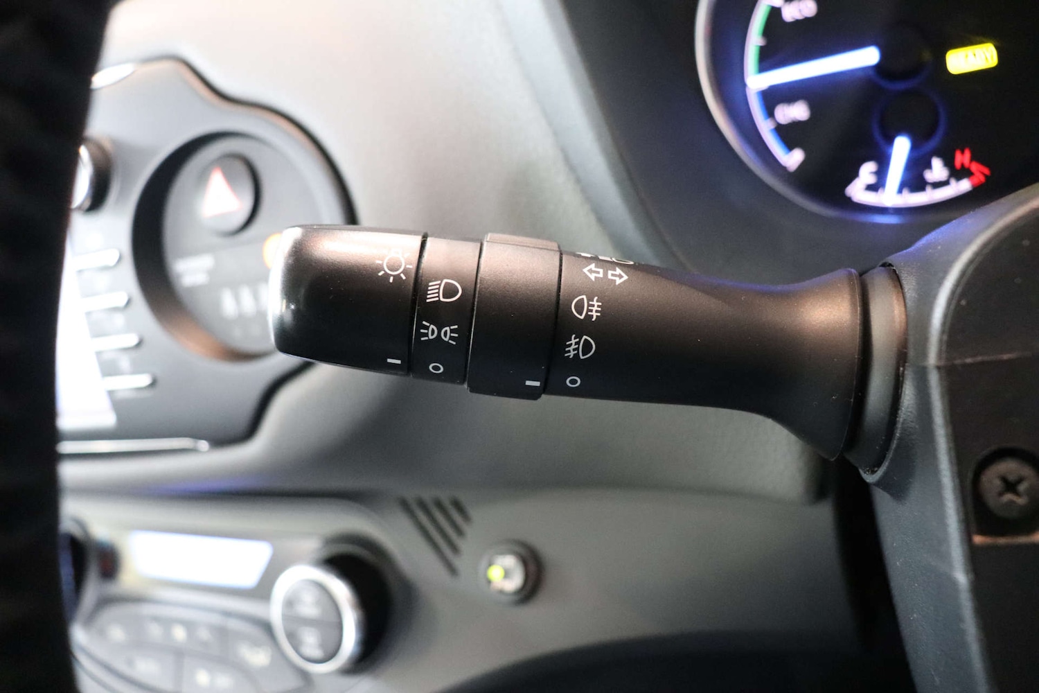 Used Toyota Yaris 2018 for sale - 76600596: Photo 54