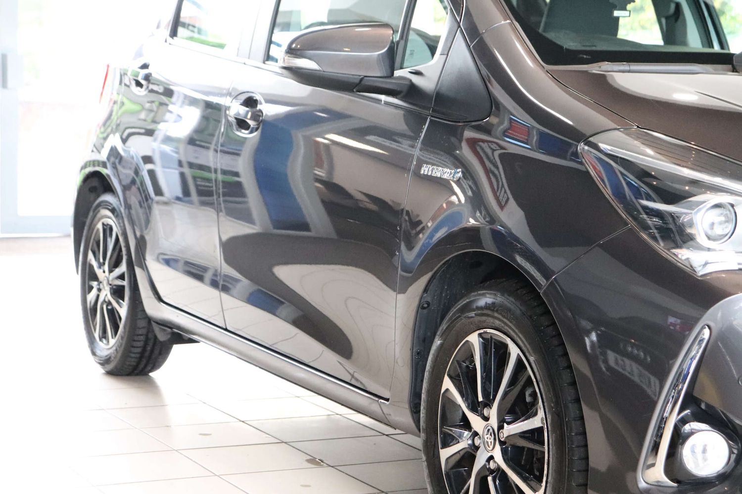 Used Toyota Yaris 2018 for sale - 76600596: Photo 67