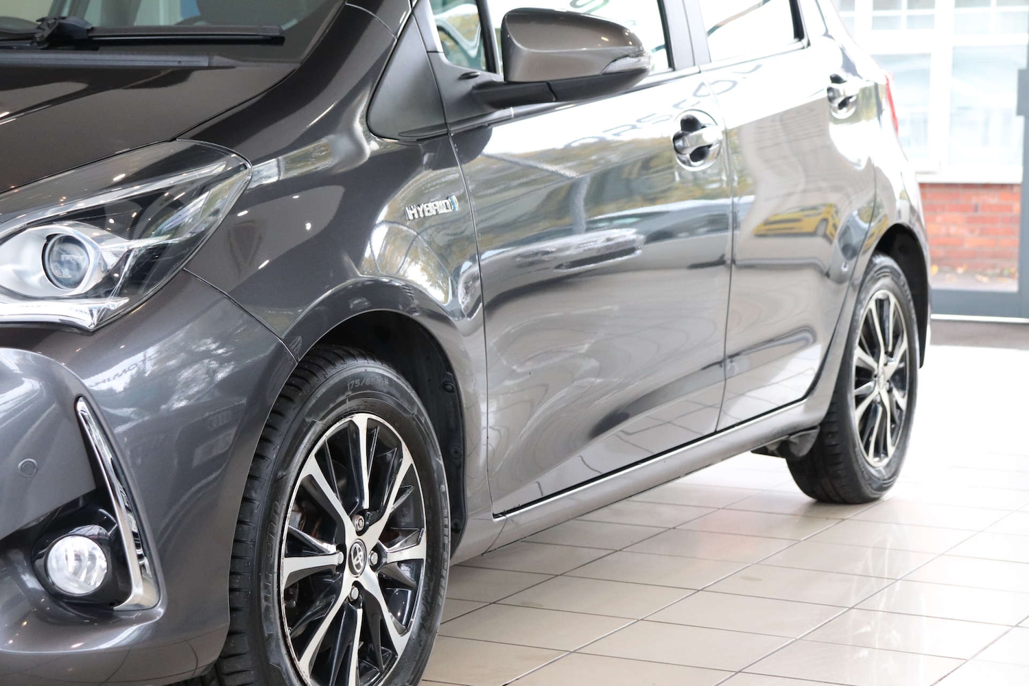 Used Toyota Yaris 2018 for sale - 76600596: Photo 71