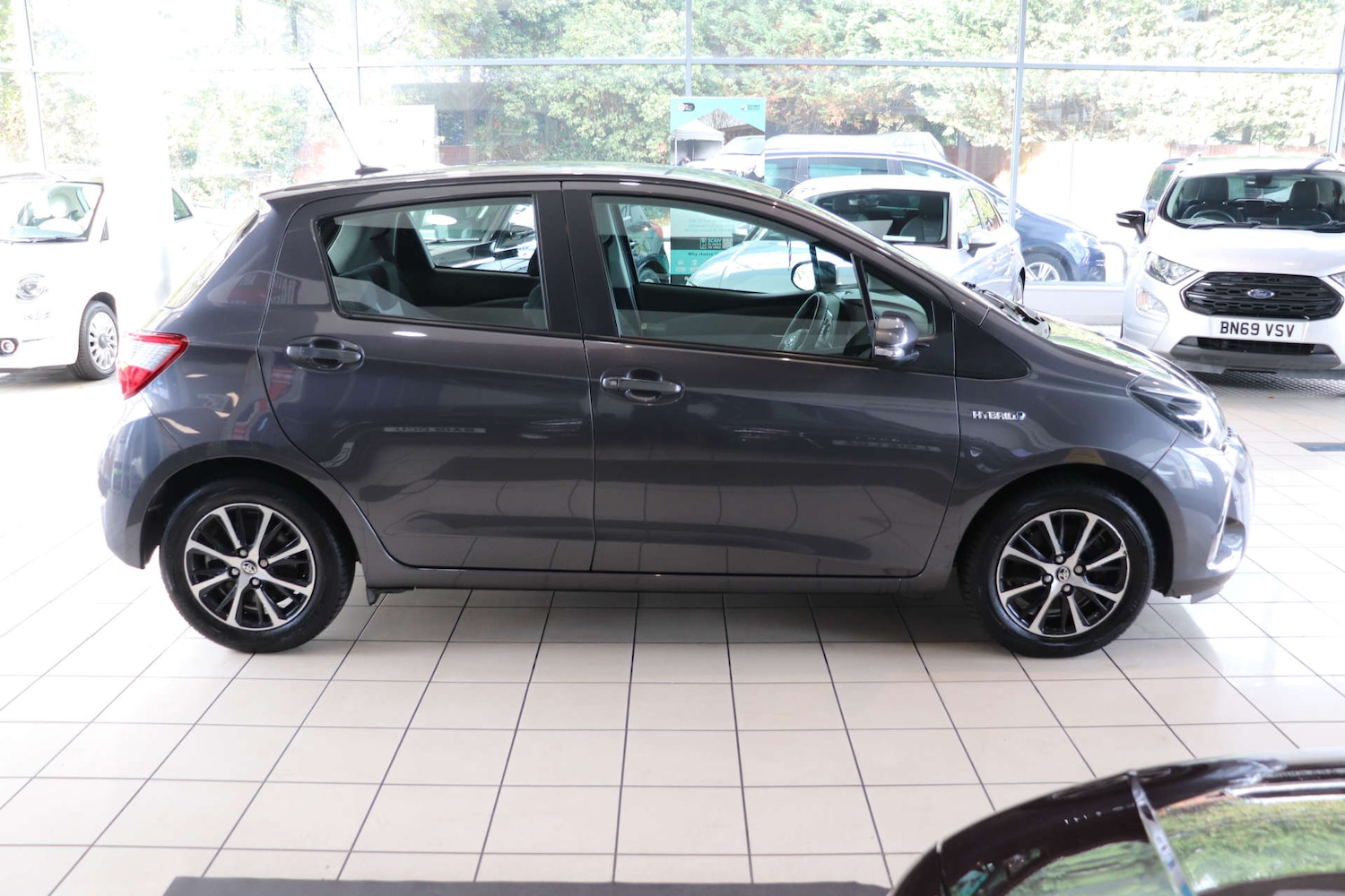 Used Toyota Yaris 2018 for sale - 76600596: Photo 9