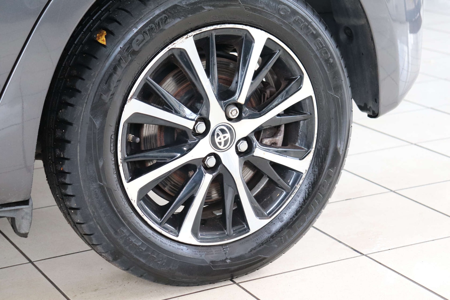 Used Toyota Yaris 2018 for sale - 76600596: Photo 91