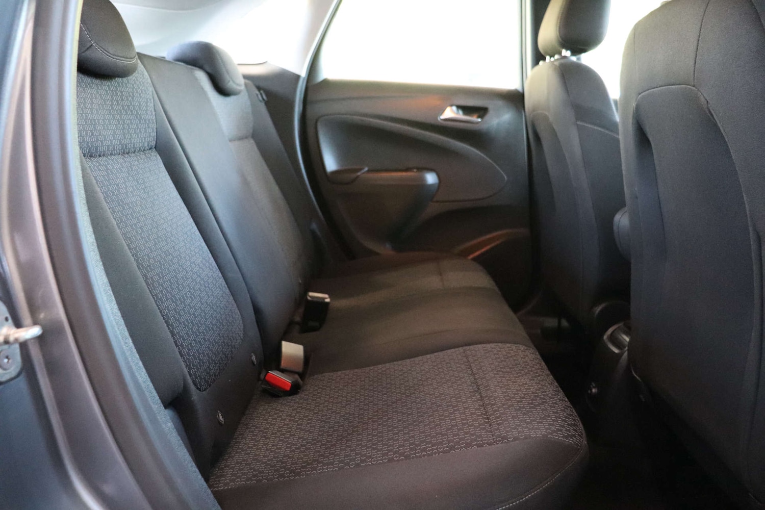 Used Vauxhall Crossland X 2018 for sale - 76374442: Photo 30