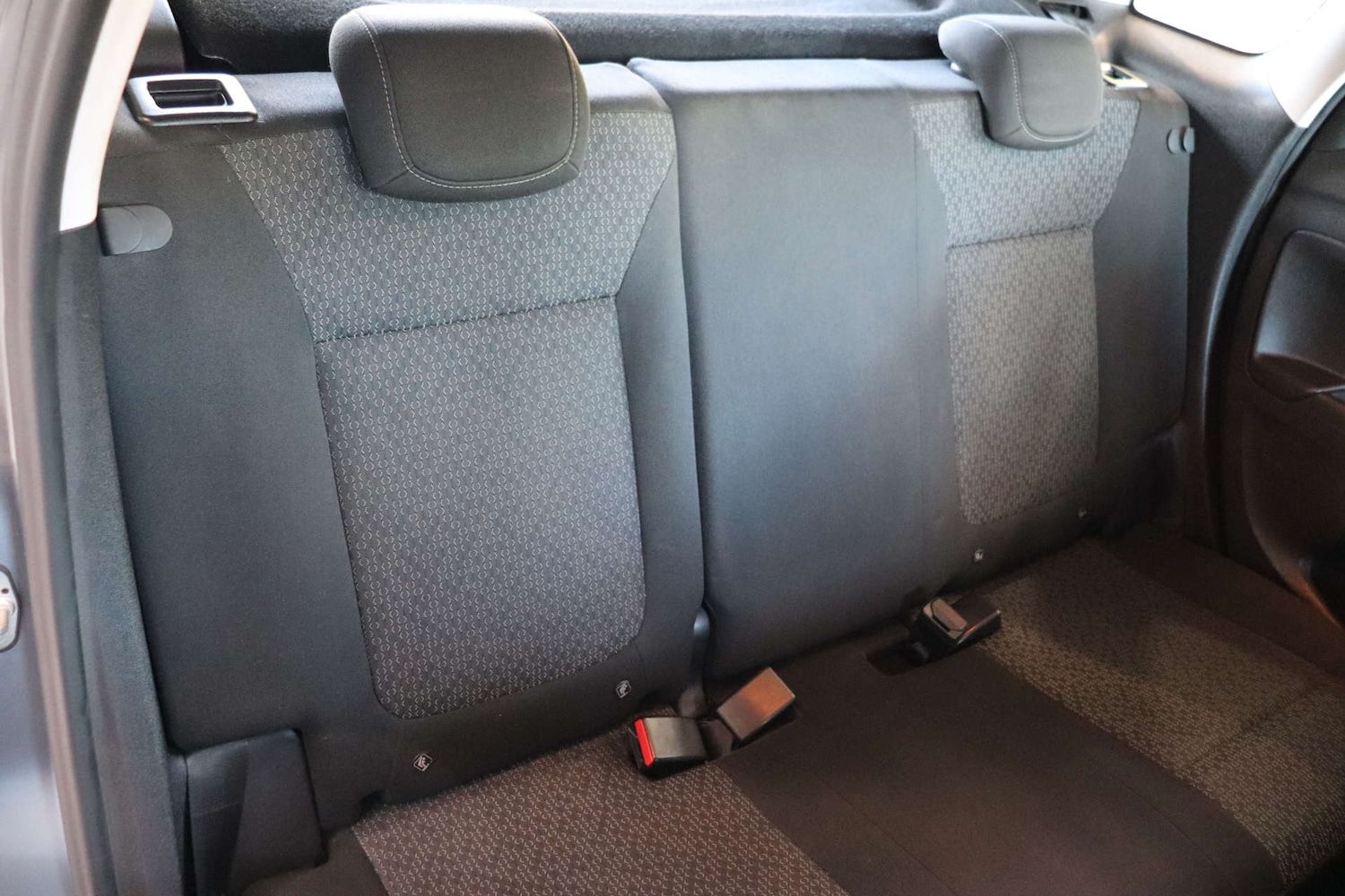 Used Vauxhall Crossland X 2018 for sale - 76374442: Photo 32