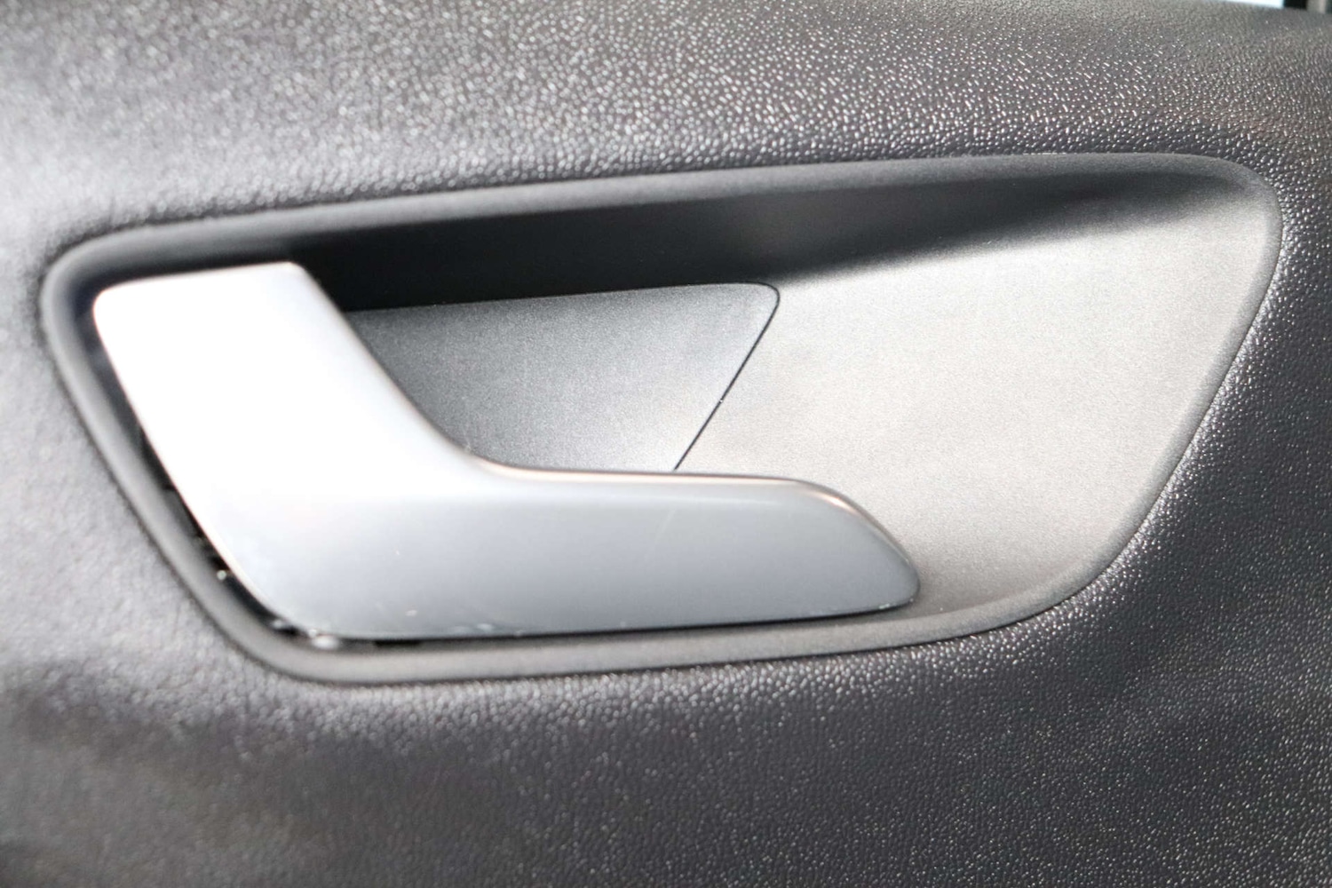 Used Ford Fiesta 2018 for sale - 76493577: Photo 38