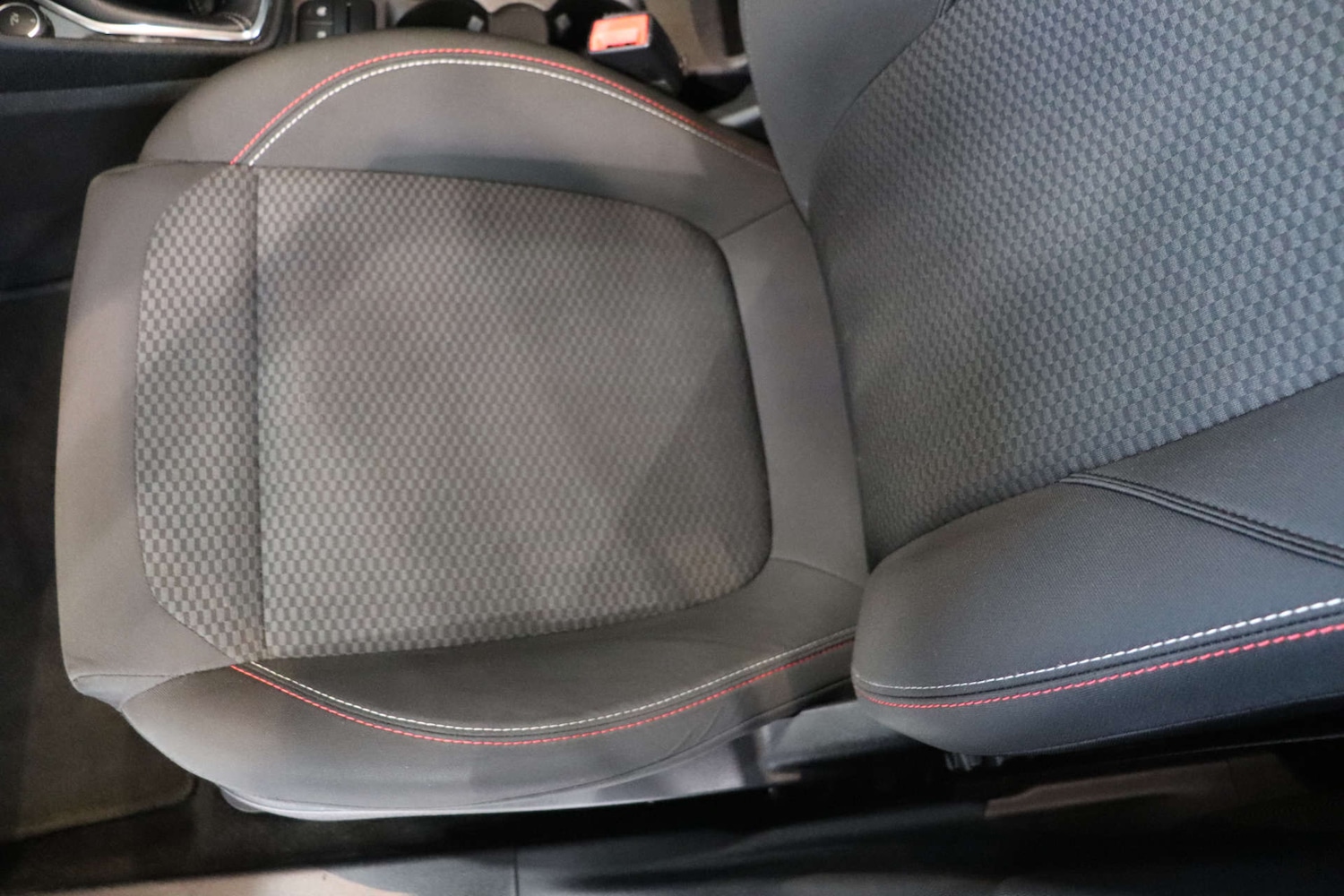 Used Ford Fiesta 2018 for sale - 76493577: Photo 43