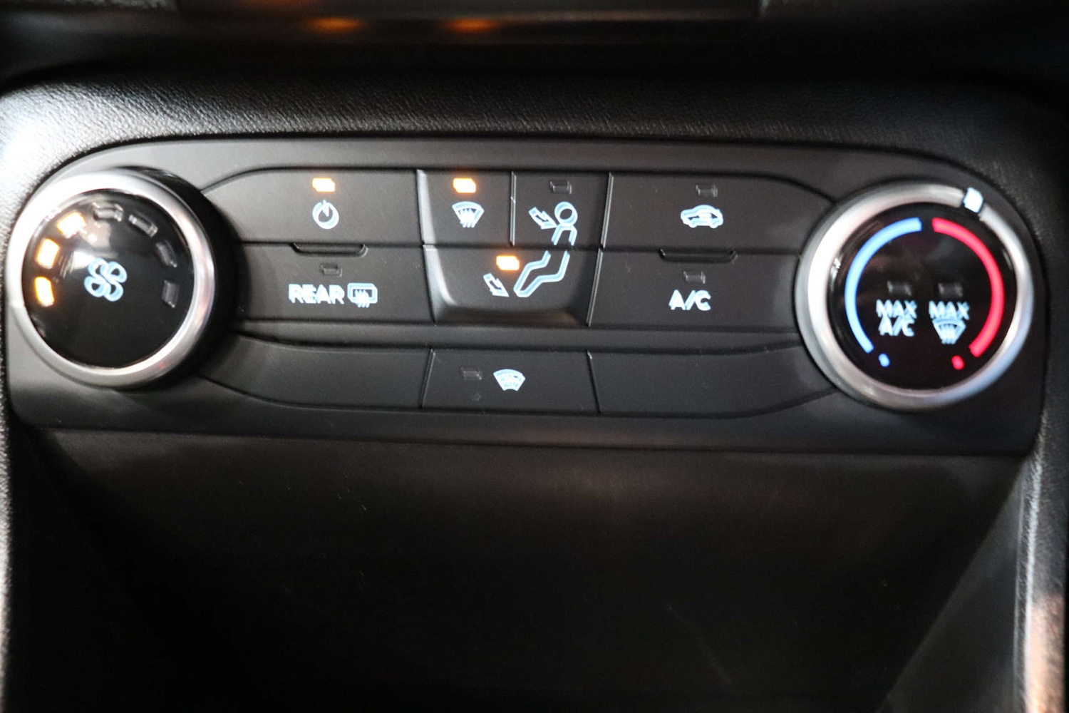 Used Ford Fiesta 2018 for sale - 76493577: Photo 52