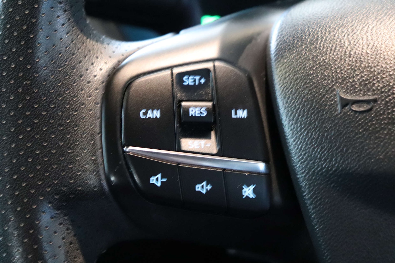 Used Ford Fiesta 2018 for sale - 76493577: Photo 56