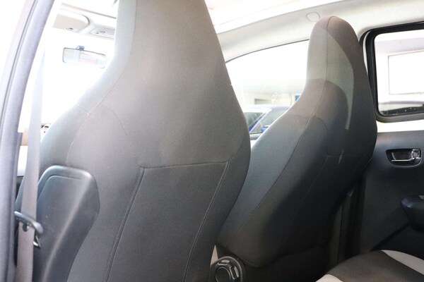 Used Toyota AYGO 2018 for sale - 76068185: Photo 32