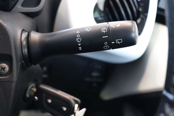 Used Toyota AYGO 2018 for sale - 76068185: Photo 54