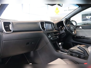 Used Kia Sportage 2018 for sale - 77319724: Photo