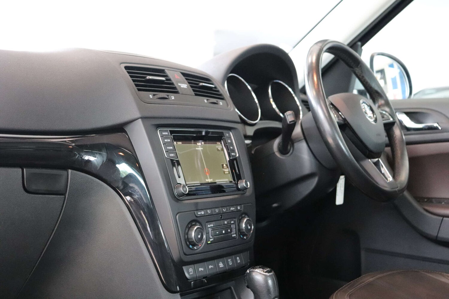 Used Skoda Yeti 2015 for sale - 76148253: Photo 33
