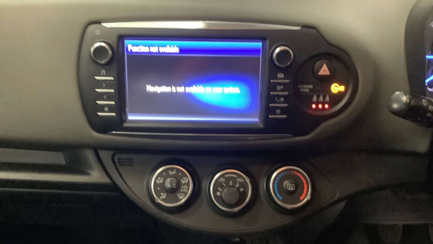 Used Toyota Yaris 2019 for sale - 77555445: Photo 11