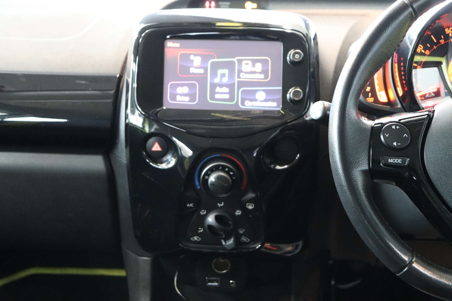 Used Toyota AYGO 2017 for sale - 76451761: Photo 15