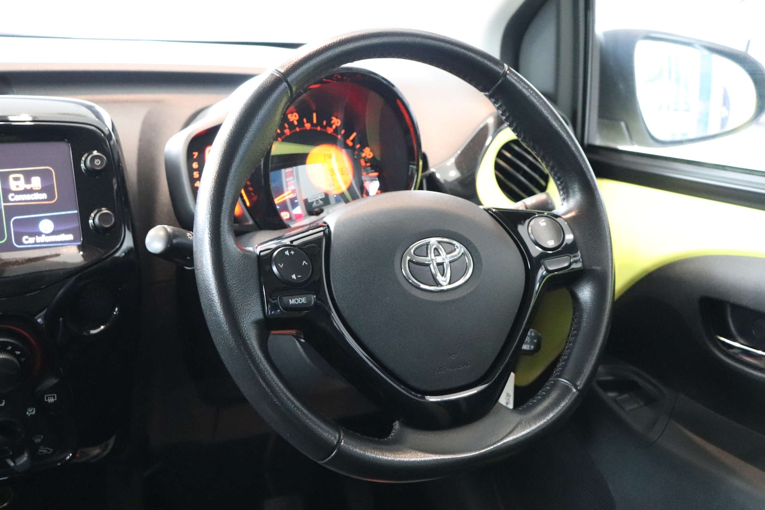Used Toyota AYGO 2017 for sale - 76451761: Photo 16