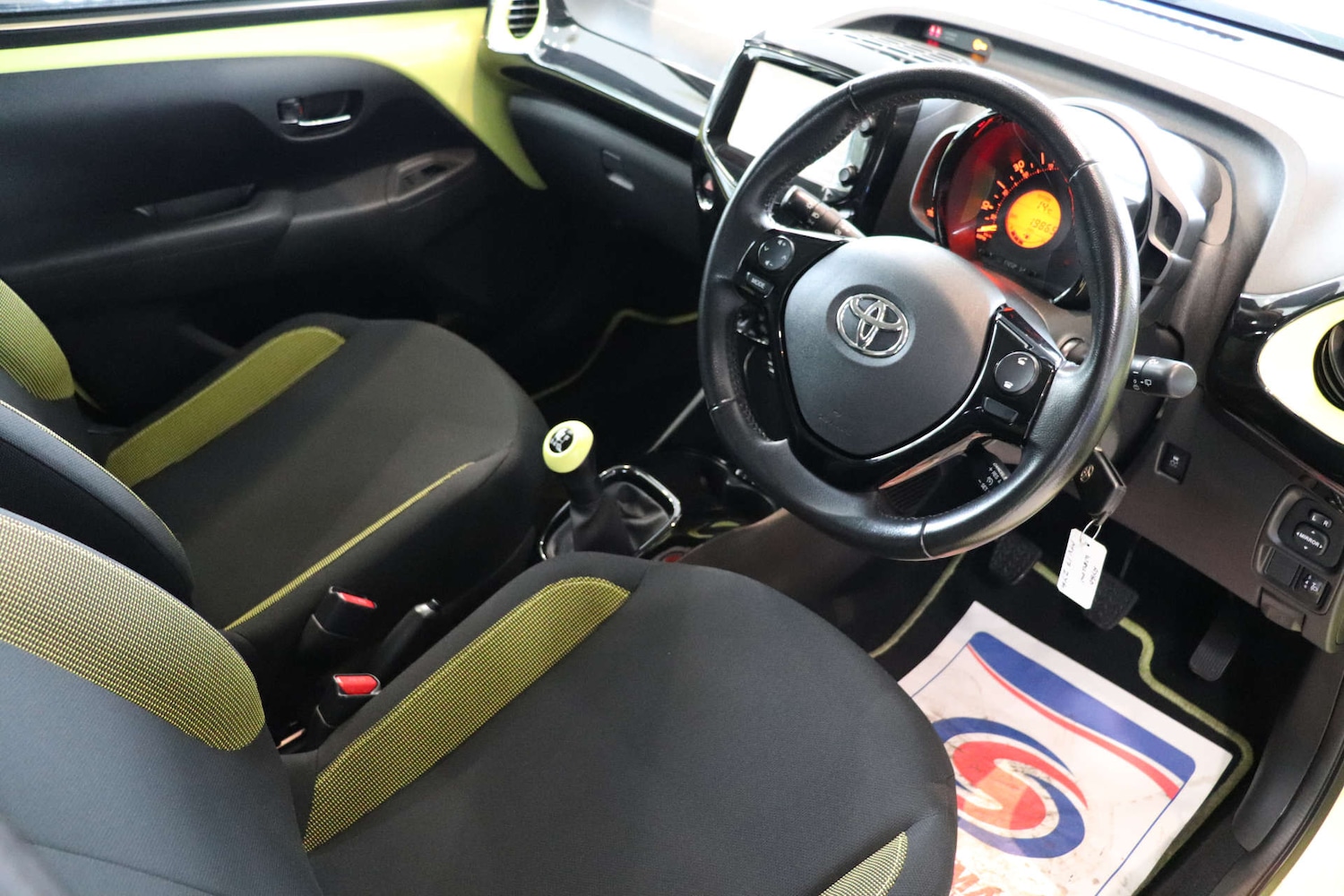 Used Toyota AYGO 2017 for sale - 76451761: Photo 17