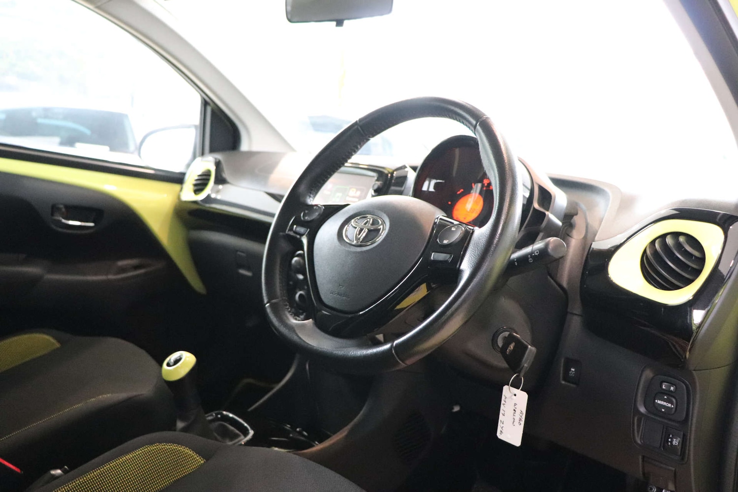 Used Toyota AYGO 2017 for sale - 76451761: Photo 20