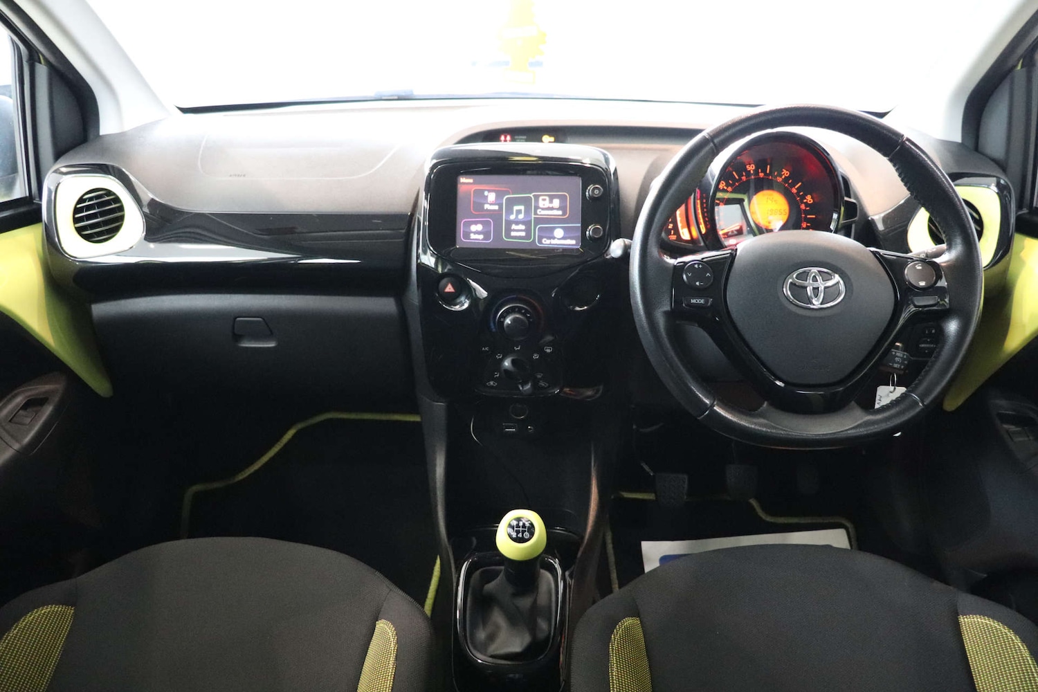 Used Toyota AYGO 2017 for sale - 76451761: Photo 3