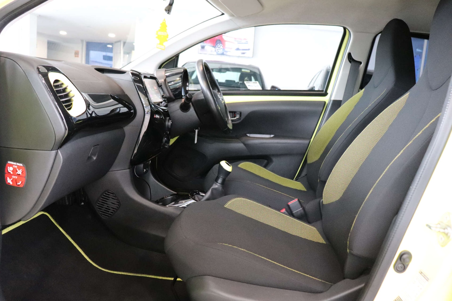 Used Toyota AYGO 2017 for sale - 76451761: Photo 34