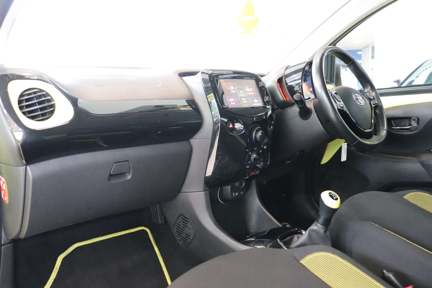 Used Toyota AYGO 2017 for sale - 76451761: Photo 35