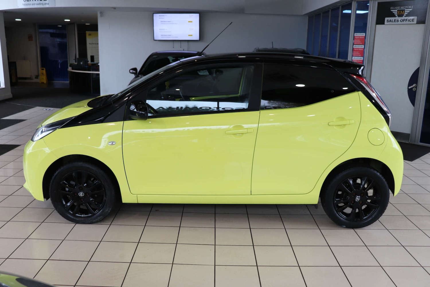 Used Toyota AYGO 2017 for sale - 76451761: Photo 5