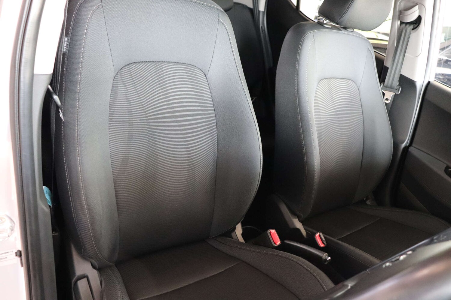 Used Hyundai i10 2018 for sale - 76027737: Photo 23