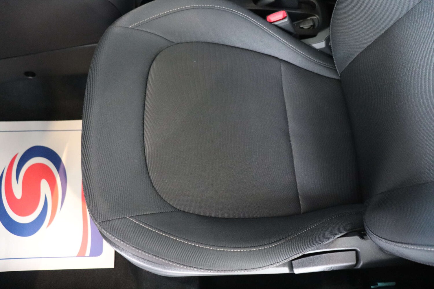 Used Hyundai i10 2018 for sale - 76027737: Photo 38