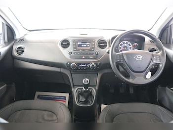 Used Hyundai i10 2018 for sale - 76027737: Photo 3