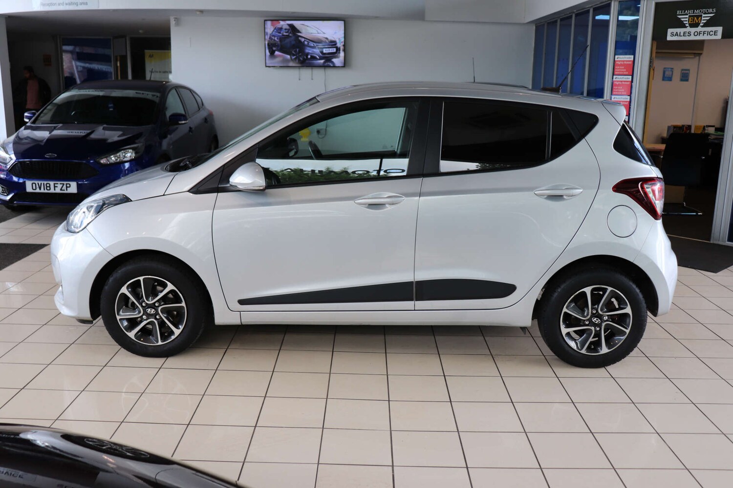 Used Hyundai i10 2018 for sale - 76027737: Photo 5