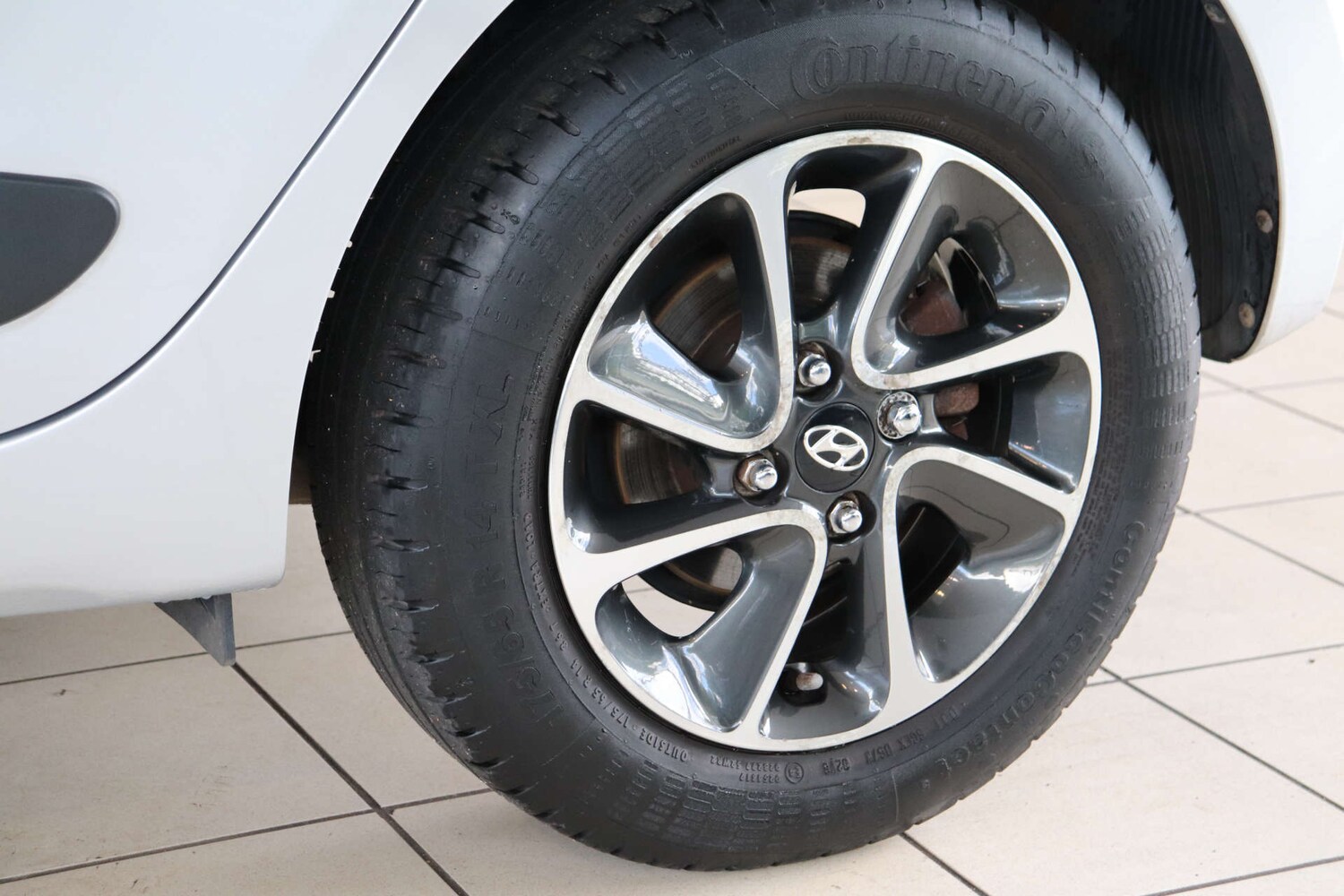 Used Hyundai i10 2018 for sale - 76027737: Photo 86