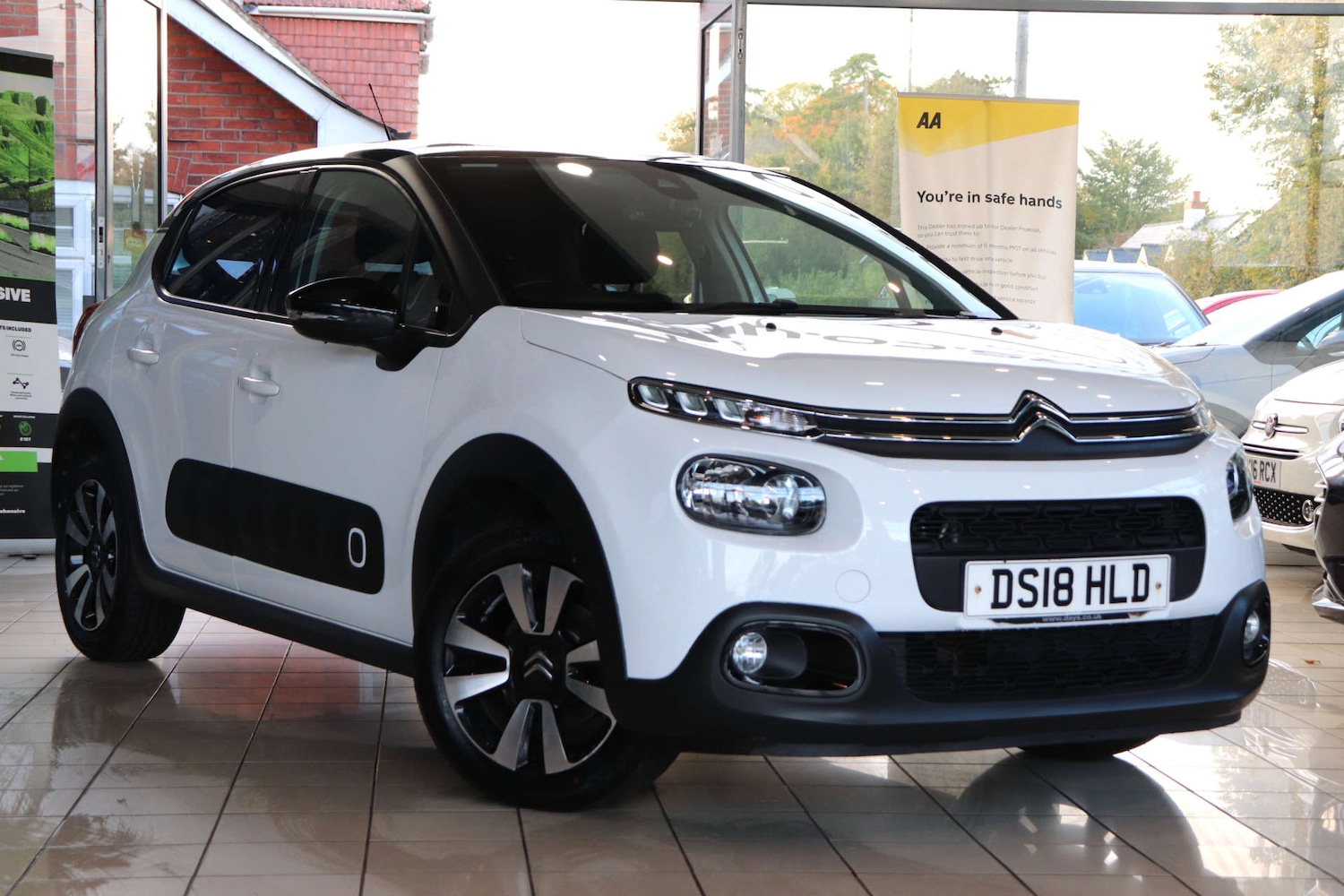Used Citroen C3 2018 for sale - 76427142: Photo 1