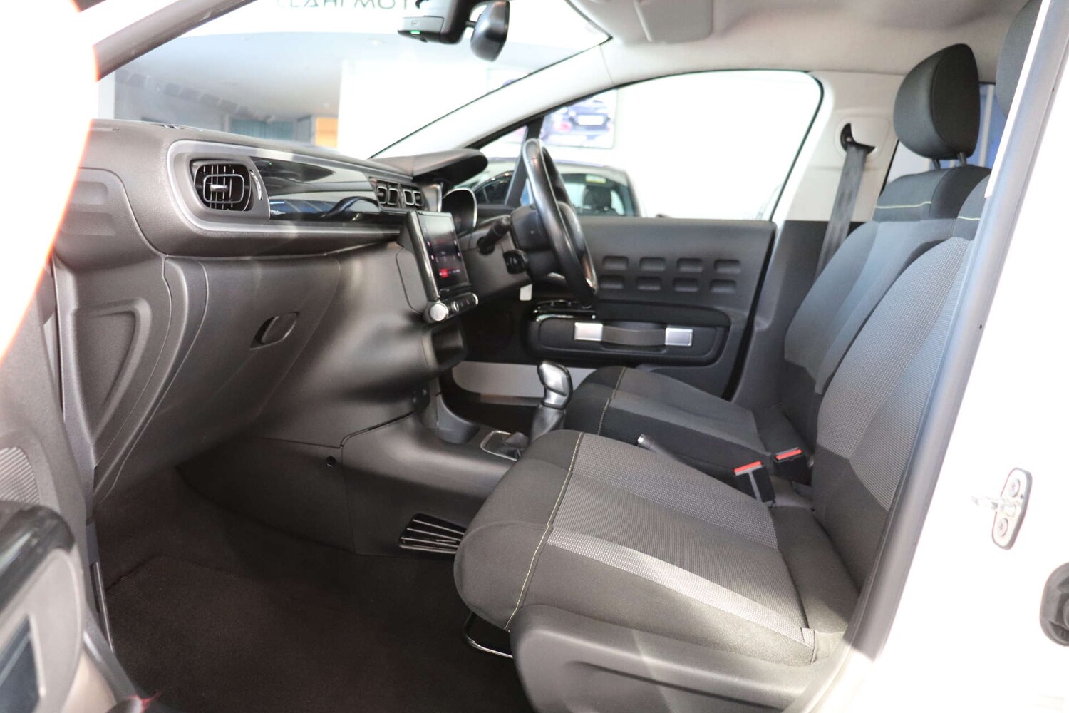 Used Citroen C3 2018 for sale - 76427142: Photo 34