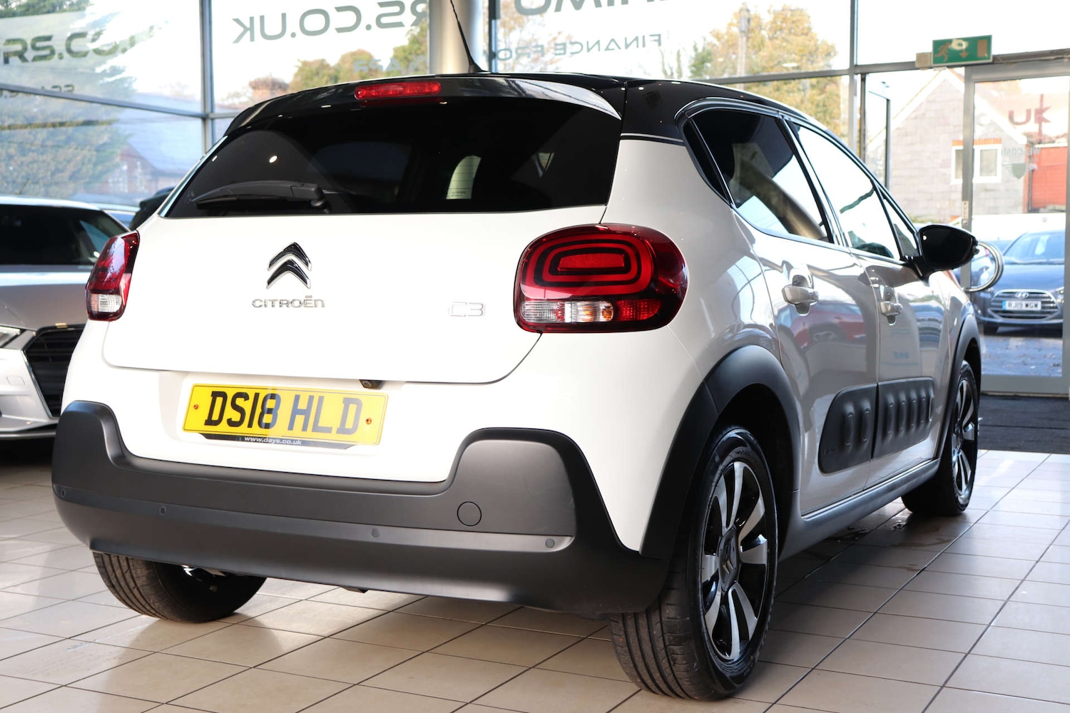Used Citroen C3 2018 for sale - 76427142: Photo 8