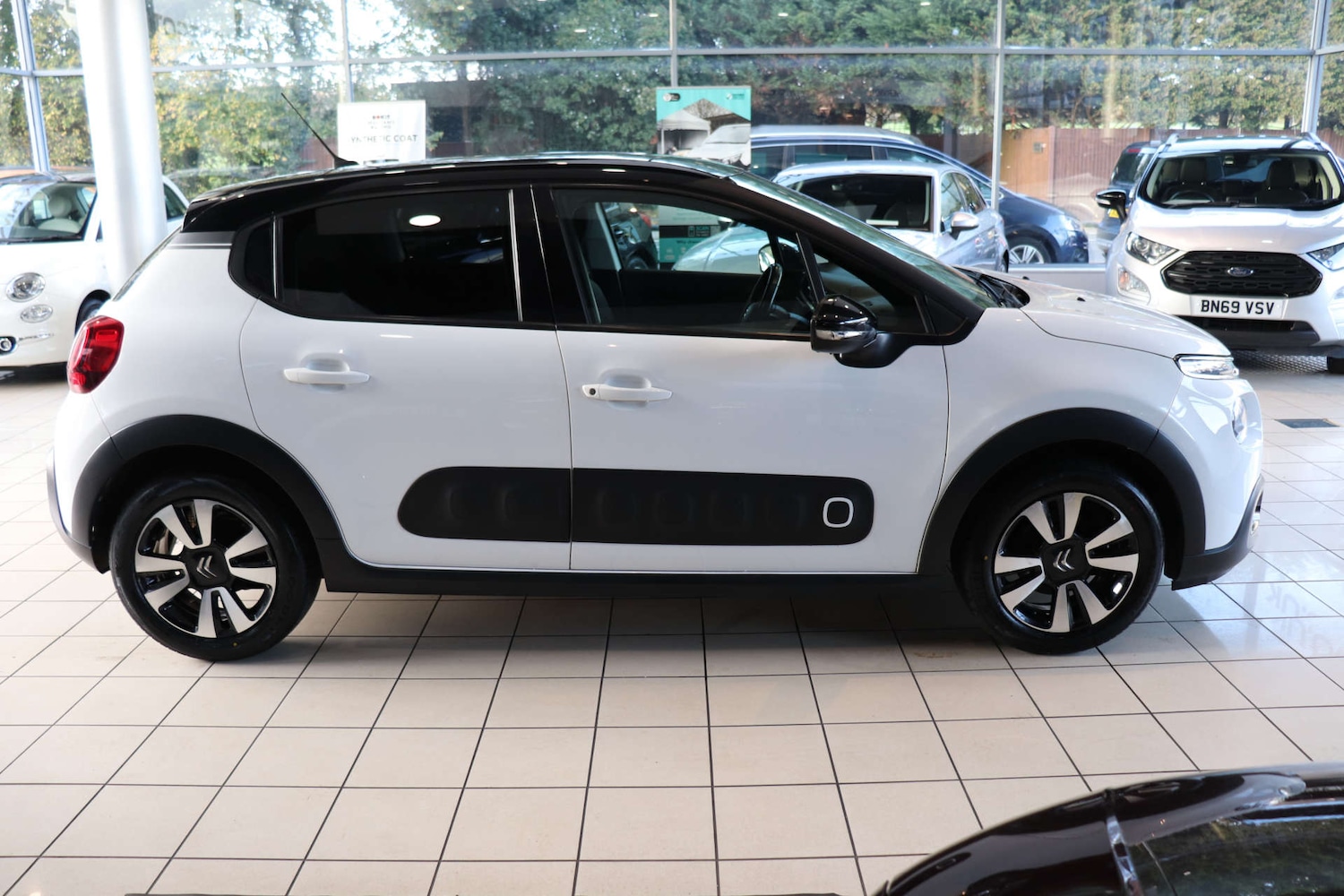 Used Citroen C3 2018 for sale - 76427142: Photo 9
