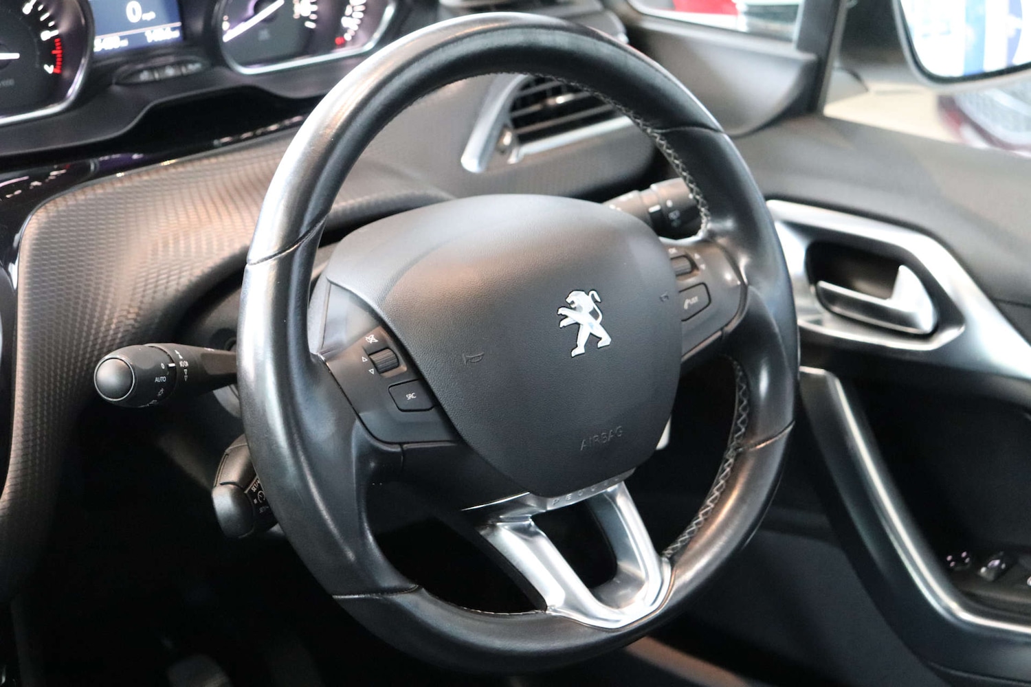 Used Peugeot 2008 2018 for sale - 76628297: Photo 15