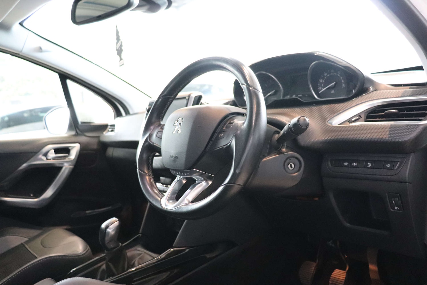 Used Peugeot 2008 2018 for sale - 76628297: Photo 18