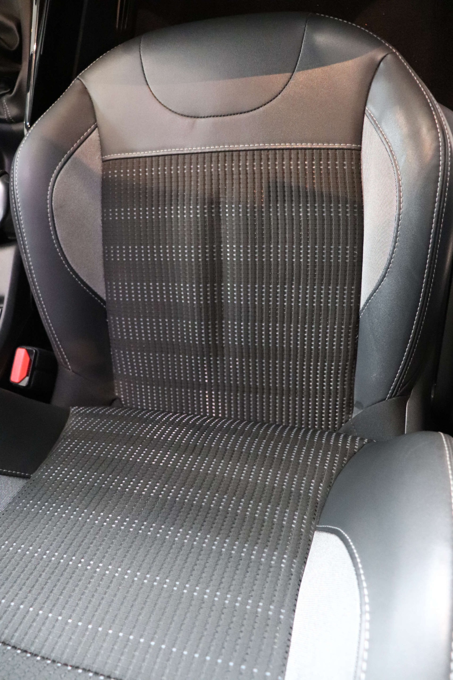 Used Peugeot 2008 2018 for sale - 76628297: Photo 22