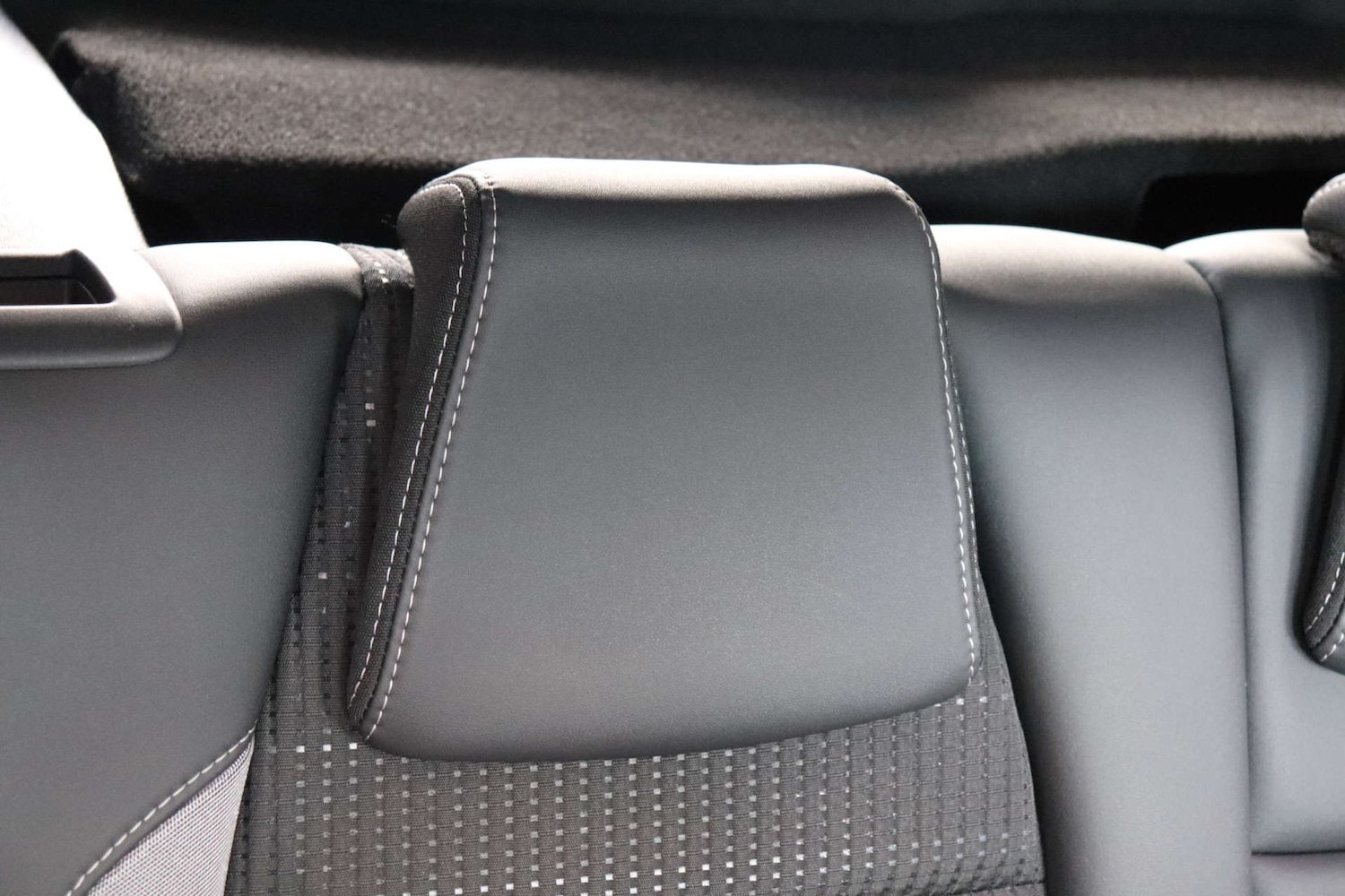 Used Peugeot 2008 2018 for sale - 76628297: Photo 31