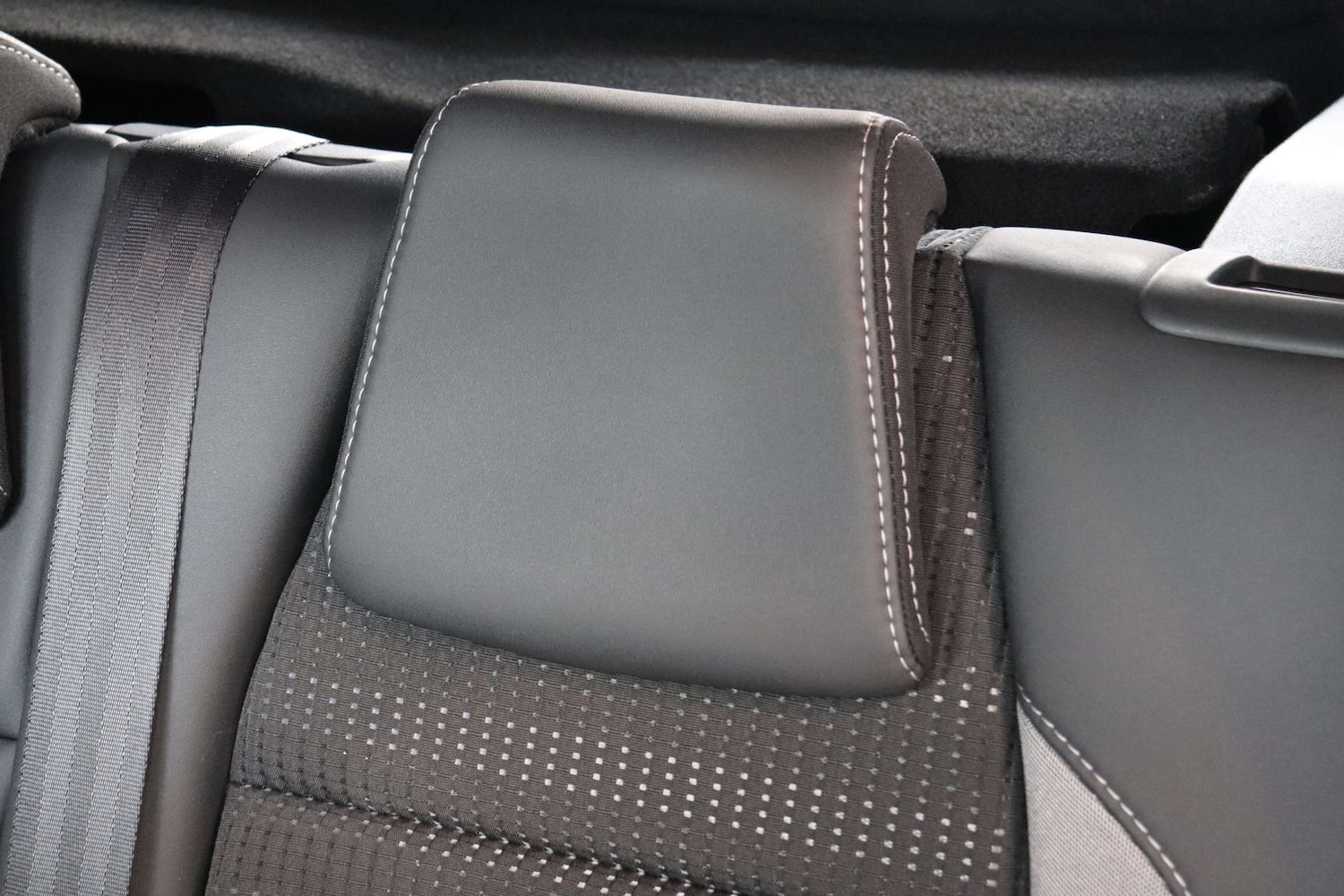 Used Peugeot 2008 2018 for sale - 76628297: Photo 39