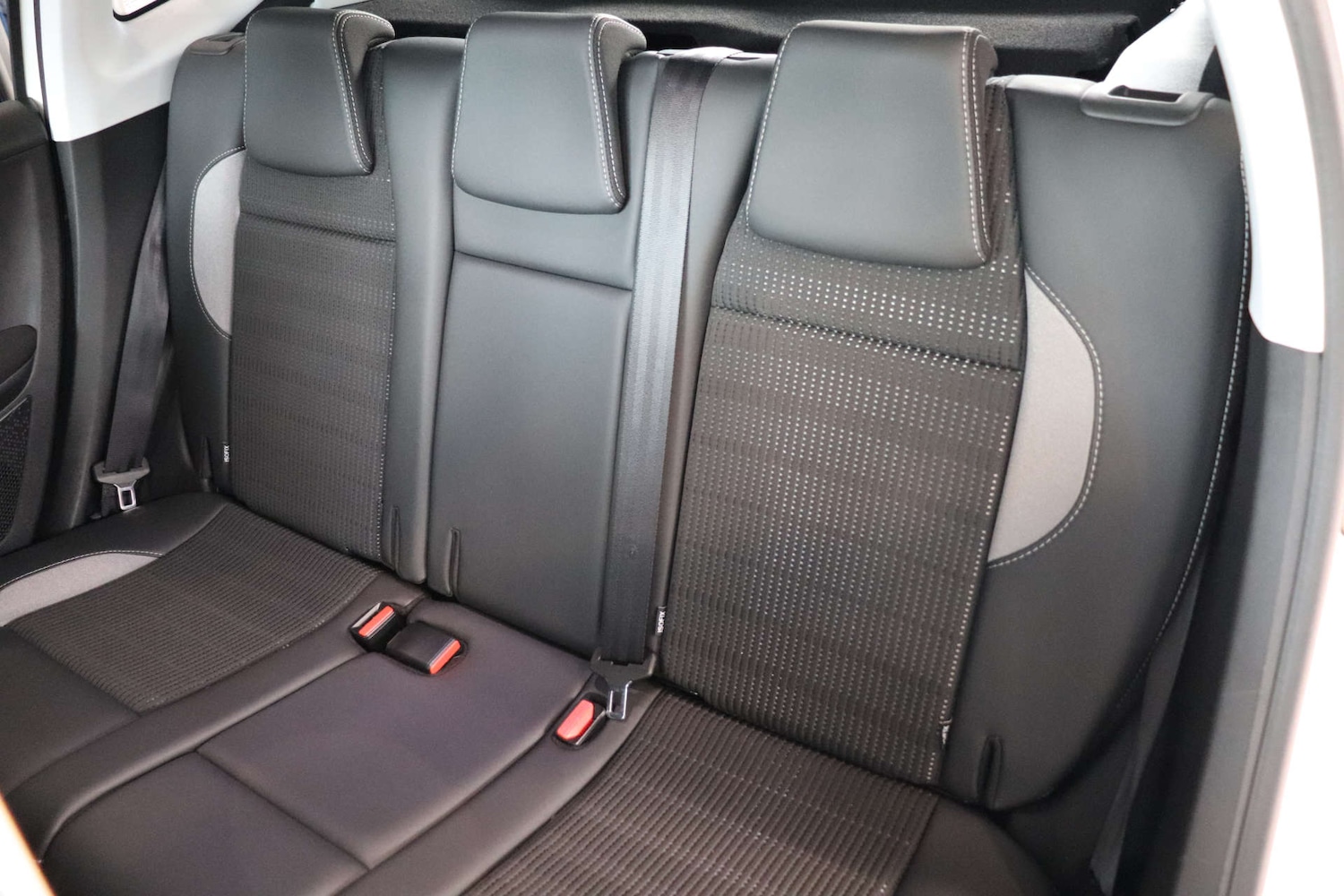 Used Peugeot 2008 2018 for sale - 76628297: Photo 40