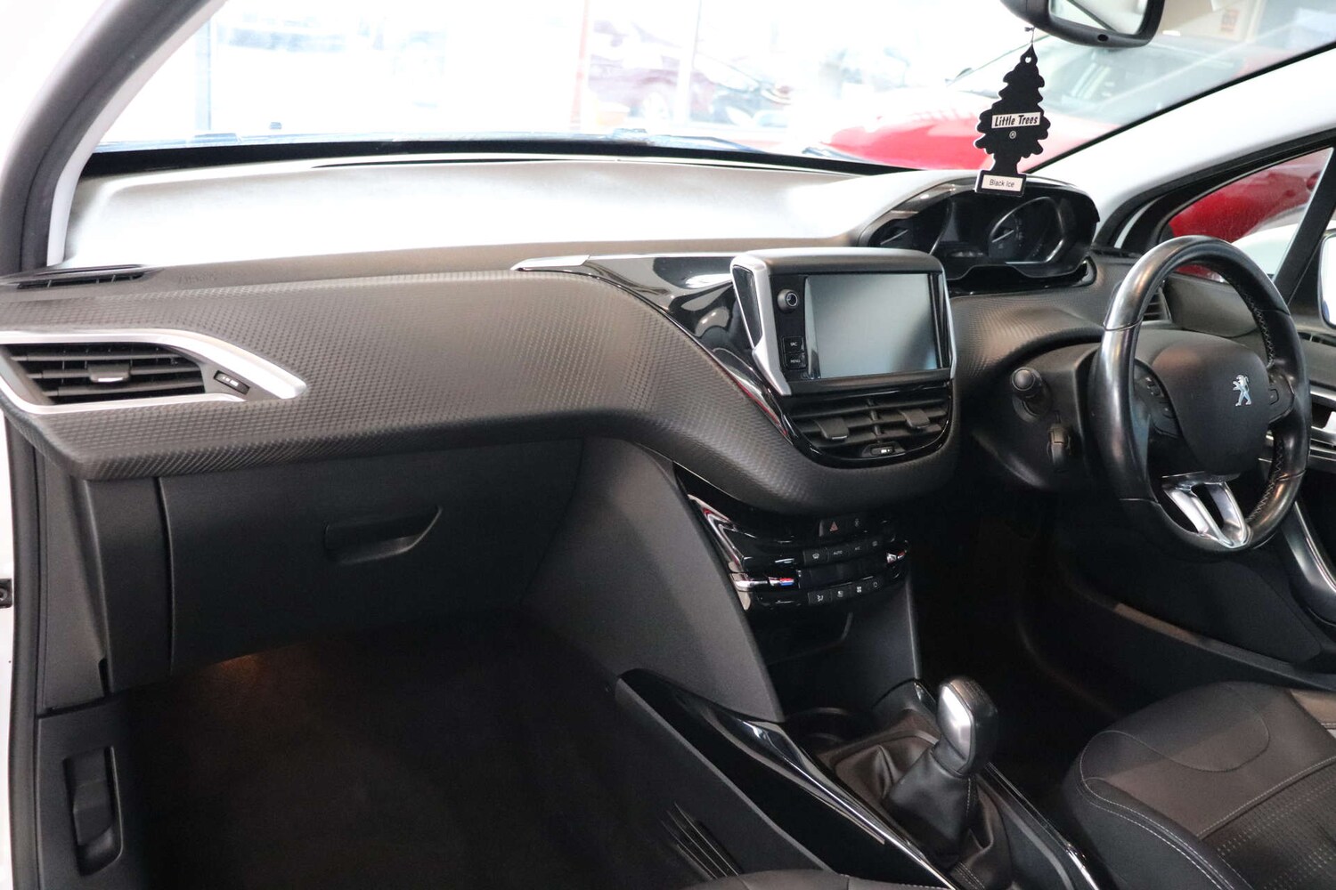 Used Peugeot 2008 2018 for sale - 76628297: Photo 43