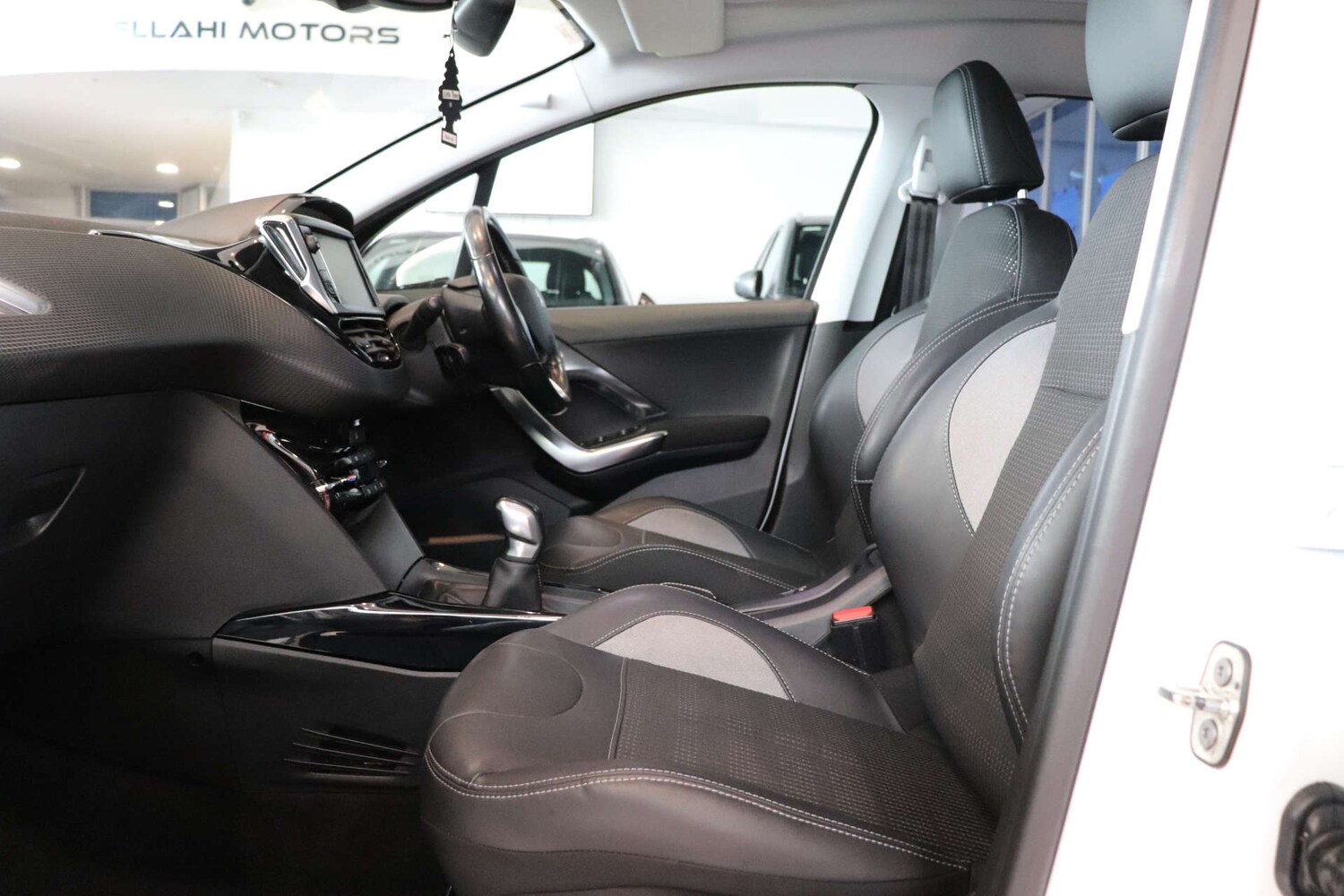 Used Peugeot 2008 2018 for sale - 76628297: Photo 46