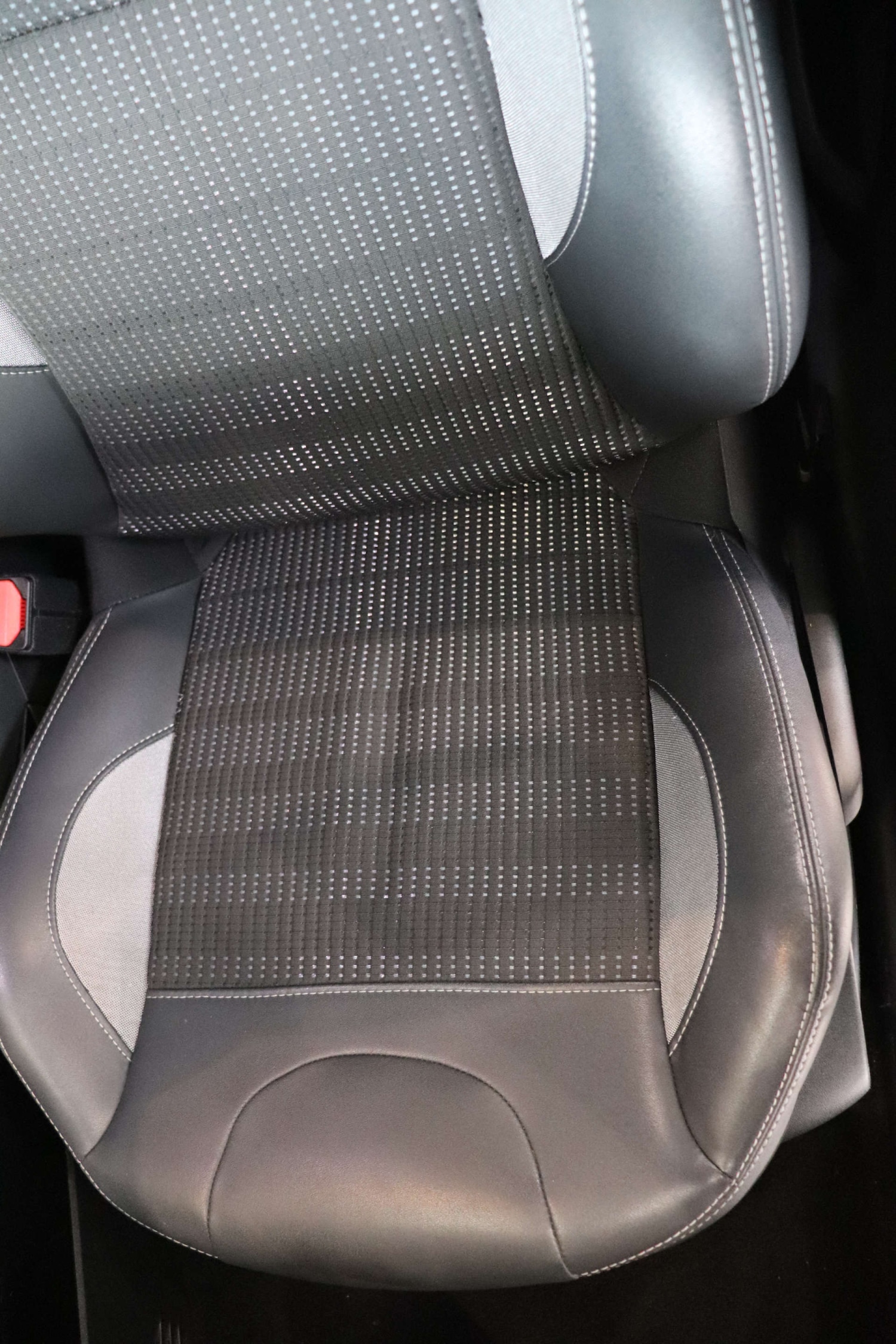 Used Peugeot 2008 2018 for sale - 76628297: Photo 47